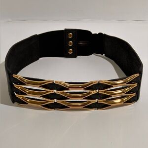 BCBG MaxAzria belt In gold